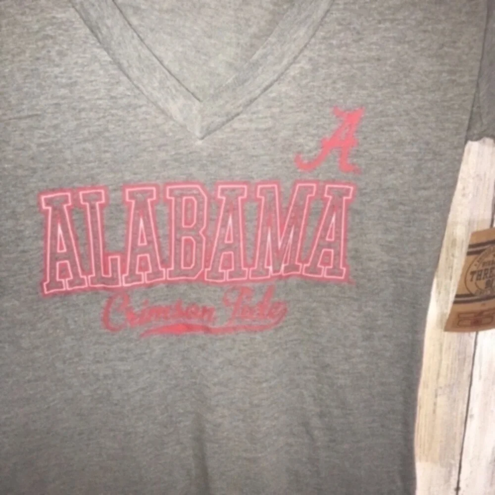 NWT Alabama Tee - Picture 3 of 6
